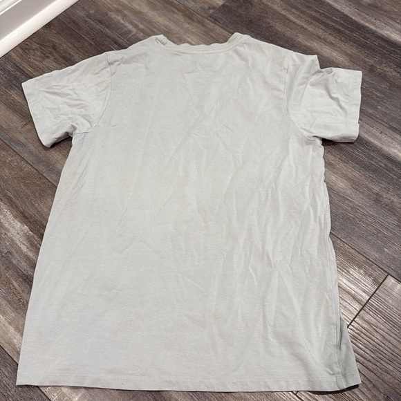 Rags Essential Grey Pocket Tee Medium - Picture 2 of 5